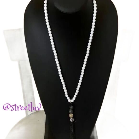 stella & dot ~ long white beaded necklace ~ soiree balls and tassel - Picture 1 of 5